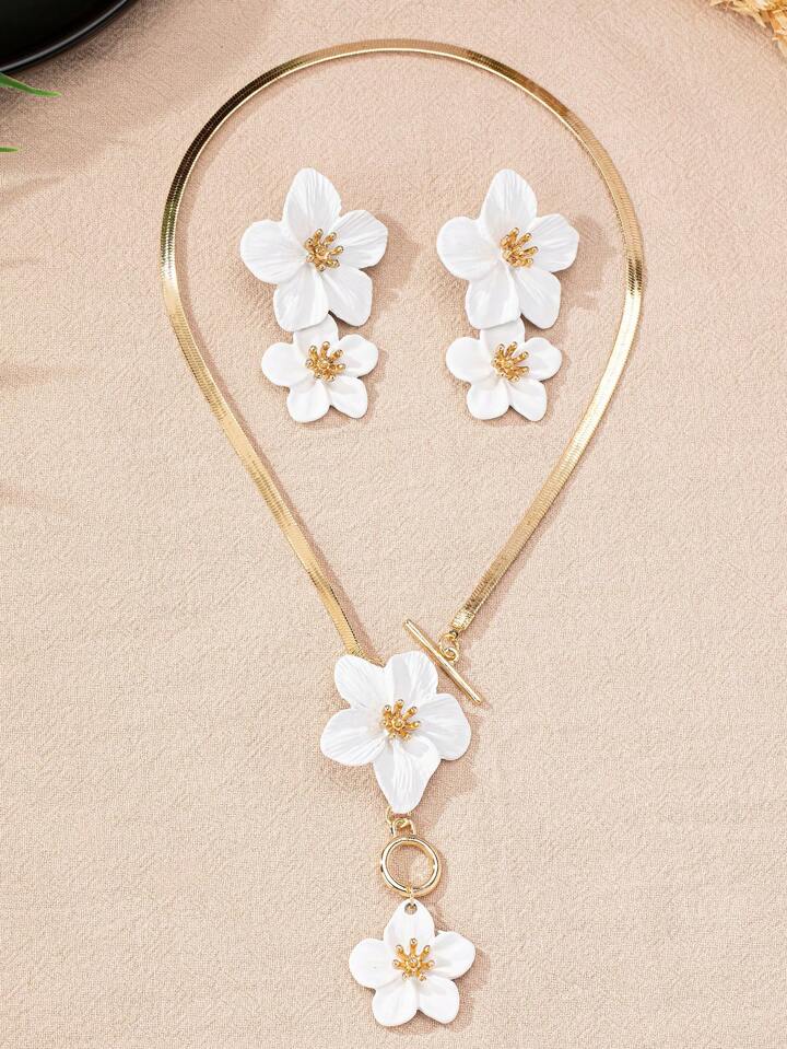 2pcs floral pendant necklace & earinngs set in white