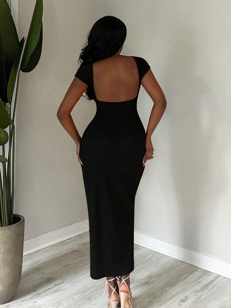 Backless solid color sleeveless maxi in black