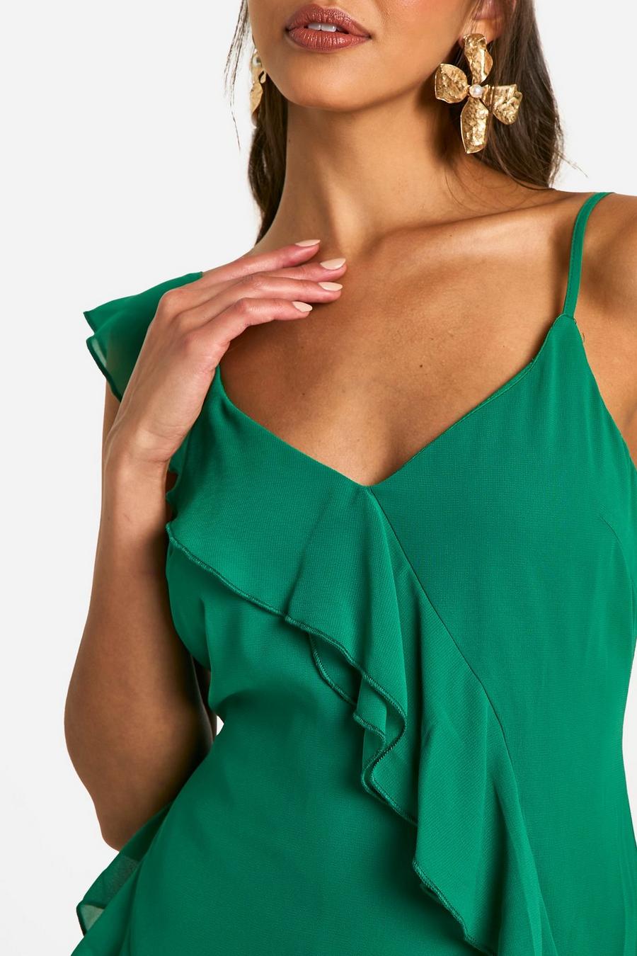 Chiffon ruffle asymmetric maxi dress in green