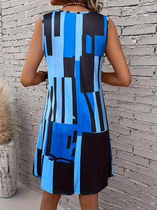 Gradient contrast sleeveless dress in blue