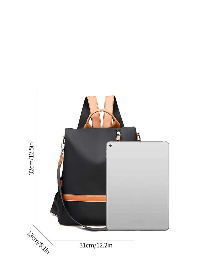 Large capacity shoulder bag in black