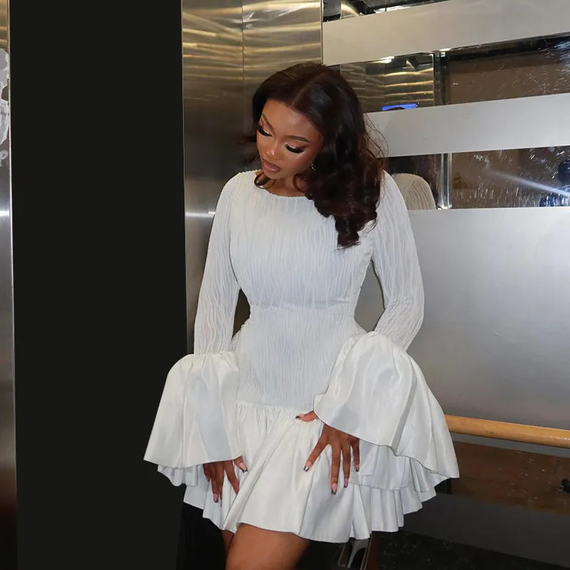 Round neck bell sleeve dress in white