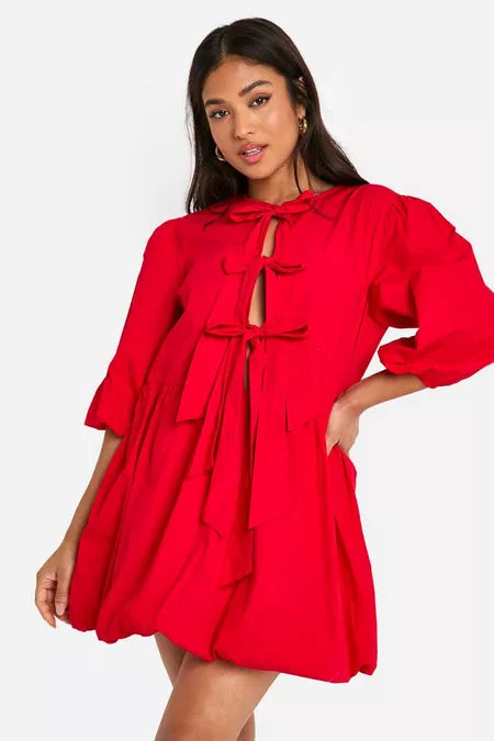 Tie front volume sleeve skater dress in red