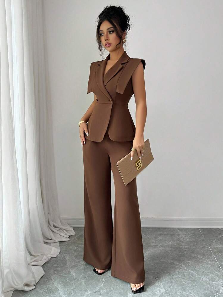 Sleeveless blouse & ealstic waist long pants set in brown