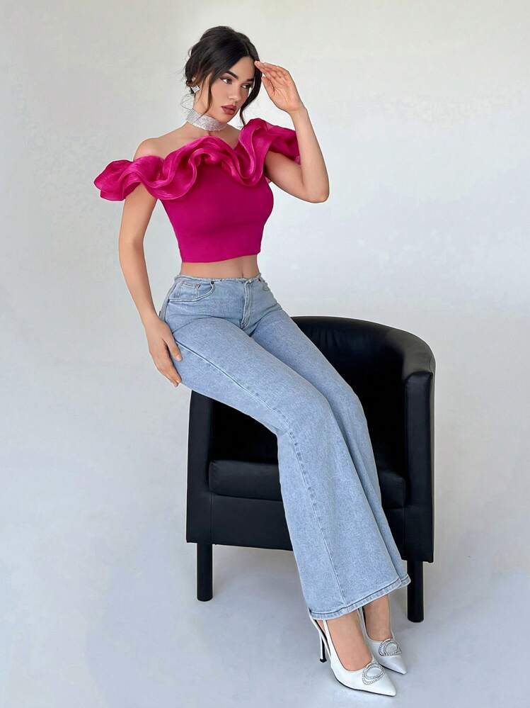 Off shoulder ruffle trim crop top in pink