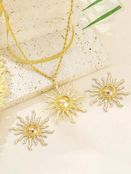 3pcs sunflower design necklace set in gold