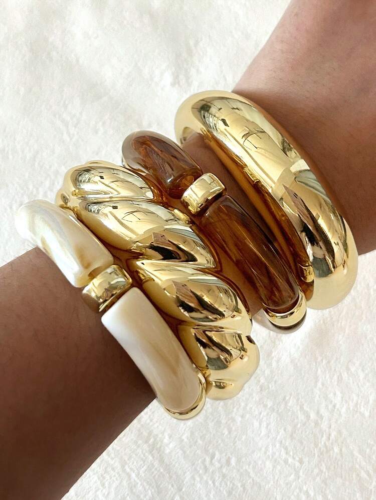 4pcs vintage exaggerated gold resin bracelet set in gold