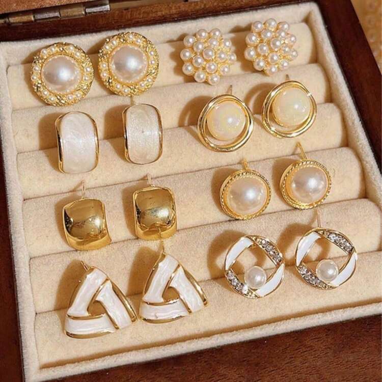8pcs vintage smooth pearl earrings set in gold