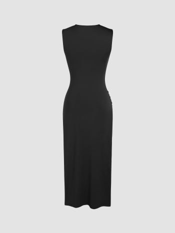 Asymmetrical neck solid ruched maxi dress in black