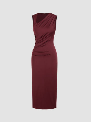 Asymmetrical neck solid ruched maxi dress in red