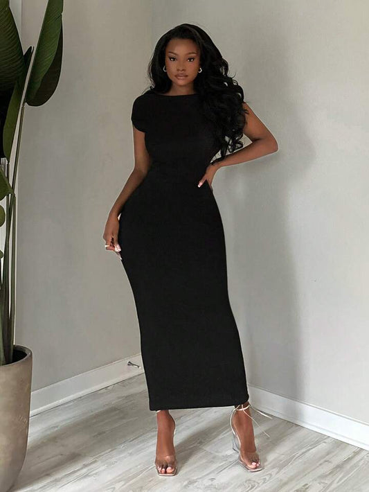 Backless solid color sleeveless maxi in black