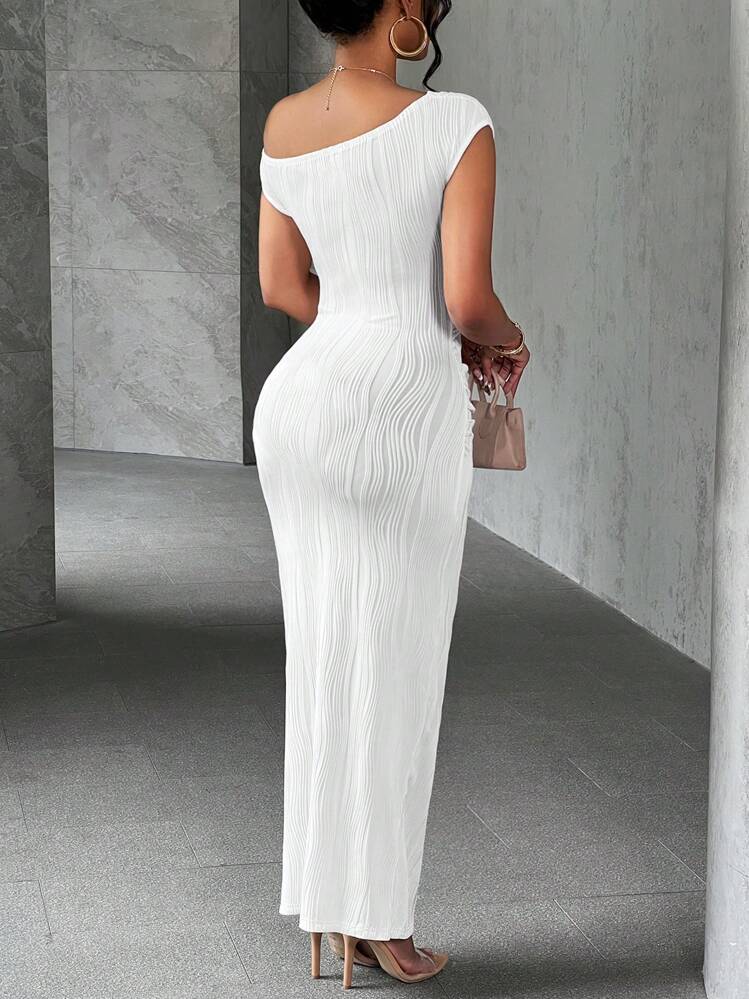 Cinched waist sleeveless bodycon maxi in white