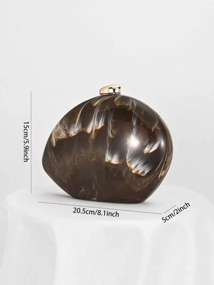 Gold pu ripple design box-shaped clutch in brown