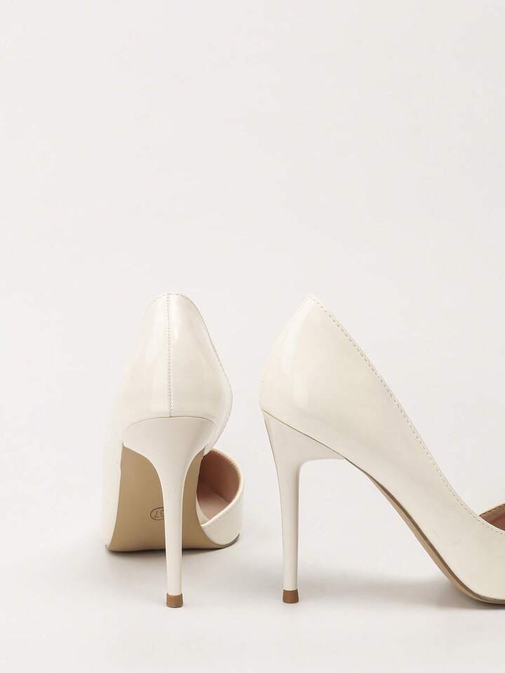 High heel pointed toe in nude