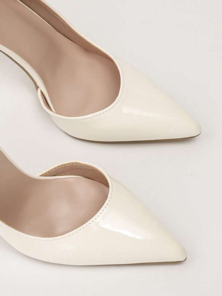 High heel pointed toe in nude