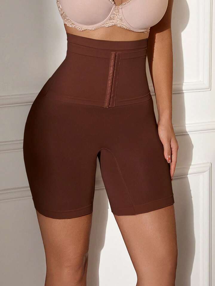 High waist seamless slimming shorts in brown