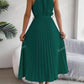 High waist sleeveless pleated dress with belt in green