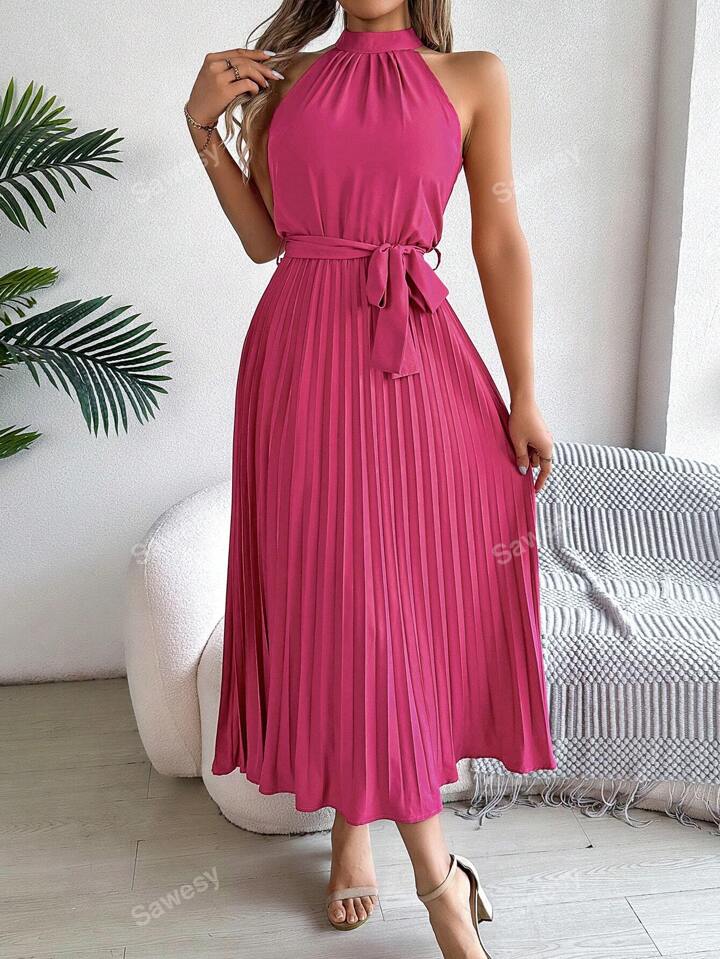 High waist sleeveless pleated dress with belt in pink