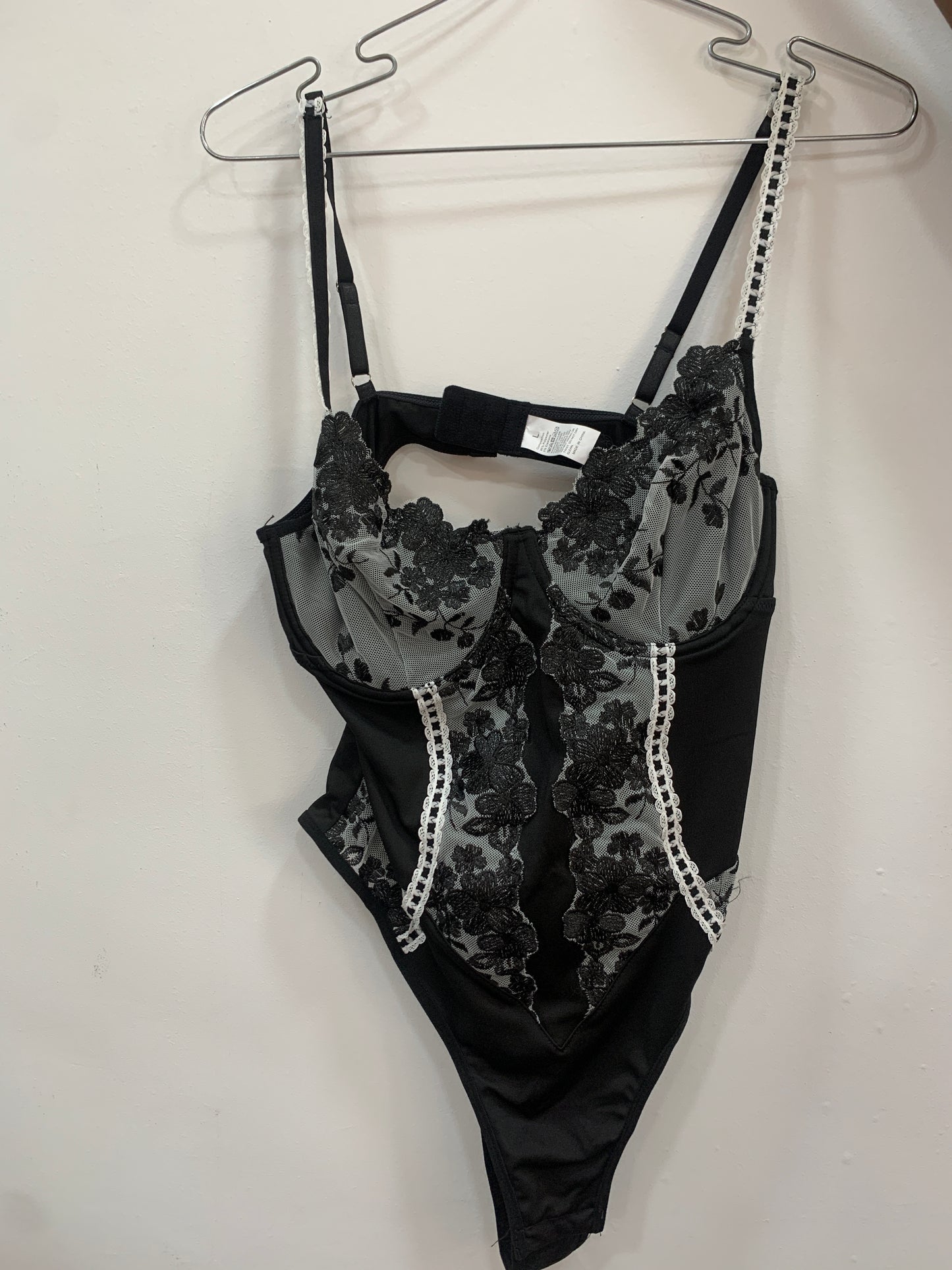 Floral Embroidered lingerie bodysuit in black