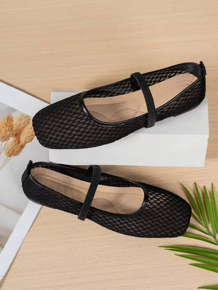 Lace mesh hollow flat shoe in balck