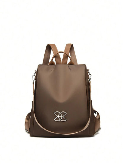 Large capacity shoulder bag in brown