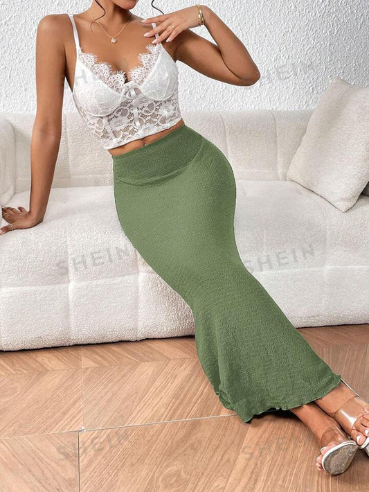 Lettuce mermaid hem skirt in green