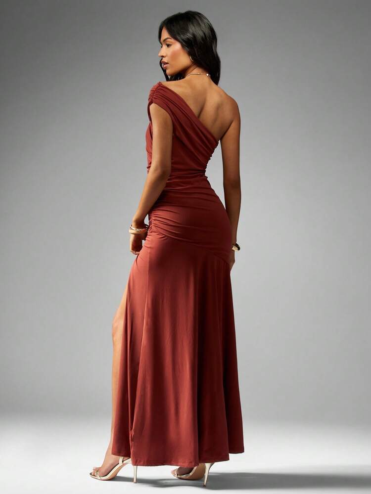 One shoulder ruched split maxi in brown