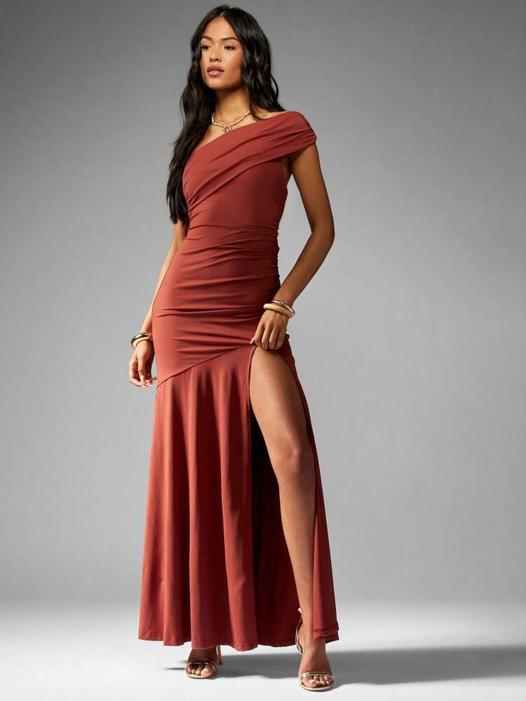 One shoulder ruched split maxi in brown