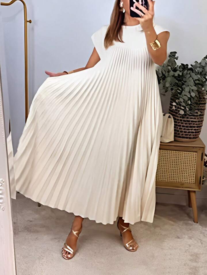 Pleated loose casual summer dress in nude