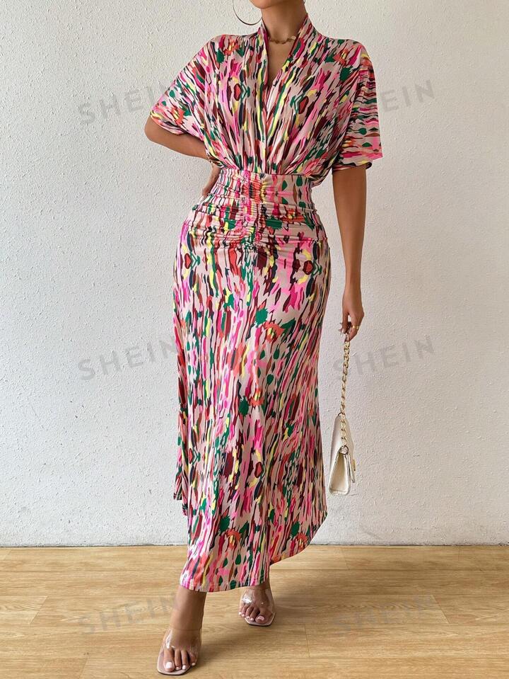 Printed v-neck batwing sleeve dress in pink