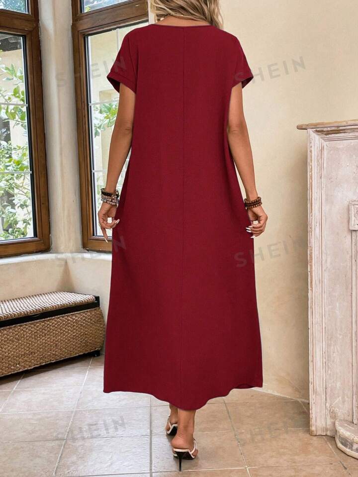 Round neck solid color short sleeve maxi dress in burgundy
