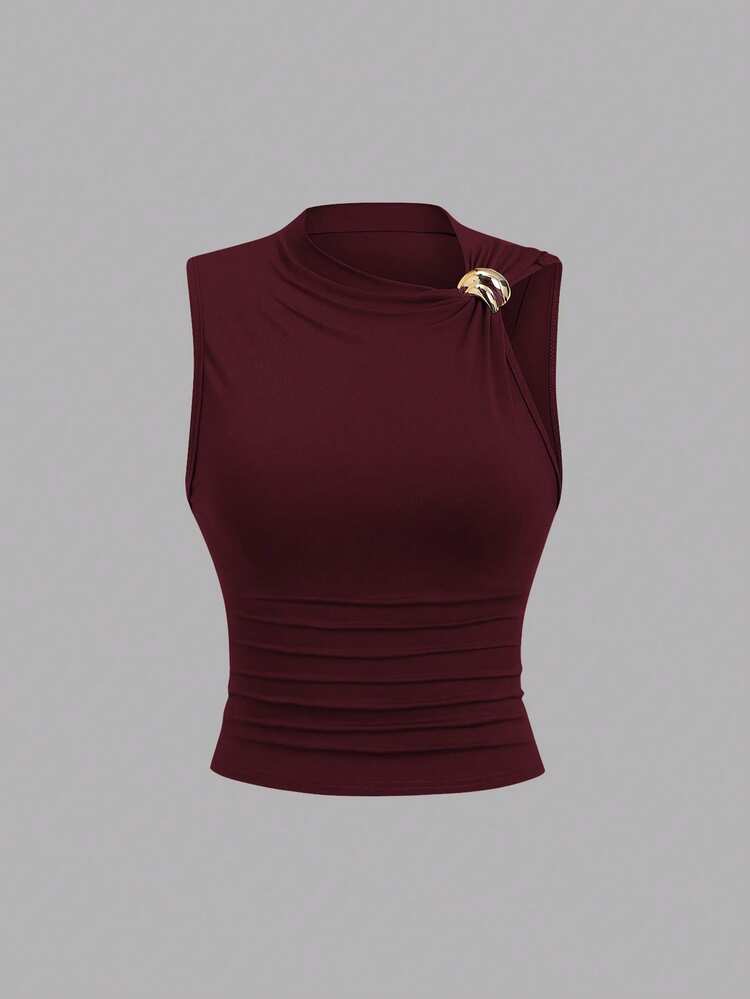 Ruched gold decor top in wine
