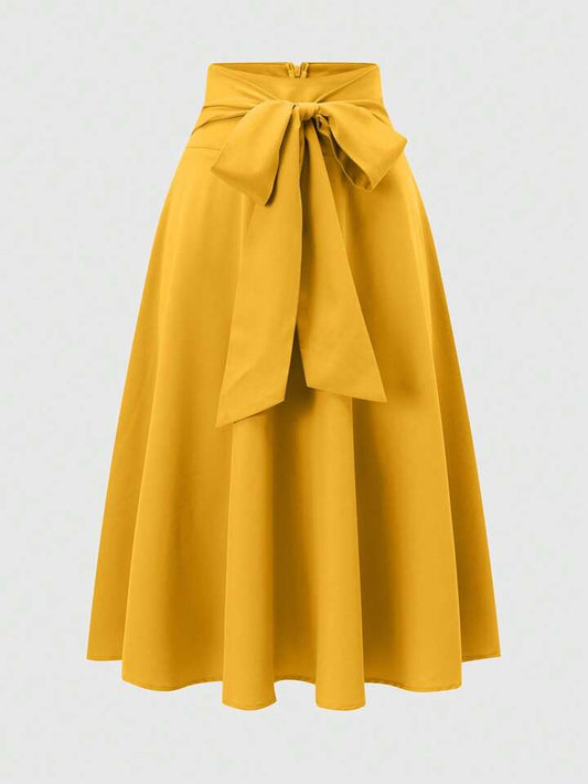 Ruched waist maxi skirt in yellow