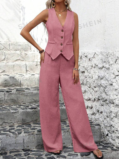 Sleeveless vest & pleated trousers in pink