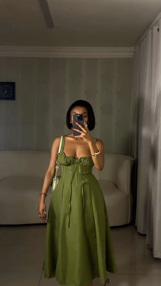 Solid backless strap maxi dress in dark green