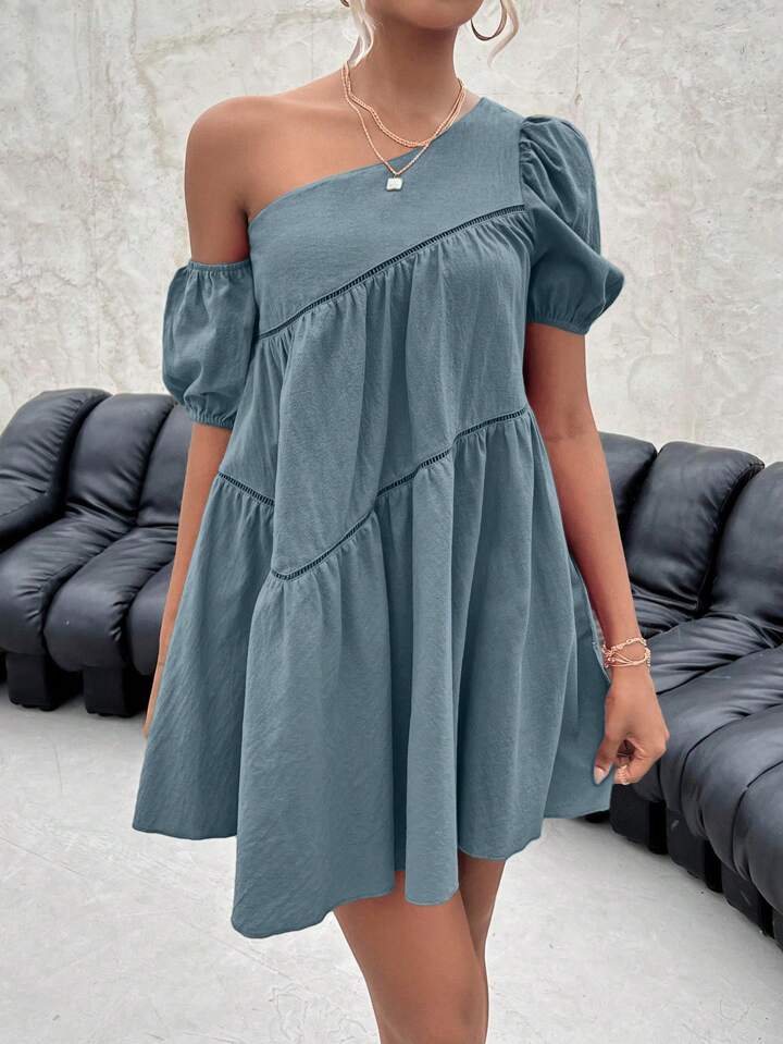 Solid color asymmetrical collar short sleeve dress in blue