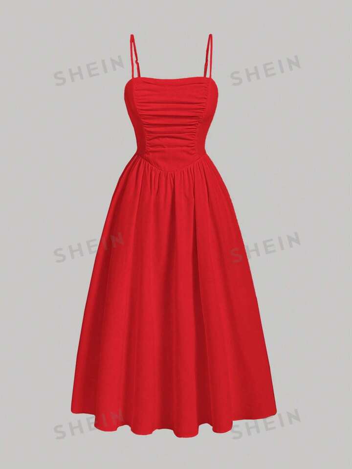 Solid ruched slim fitting dress in red