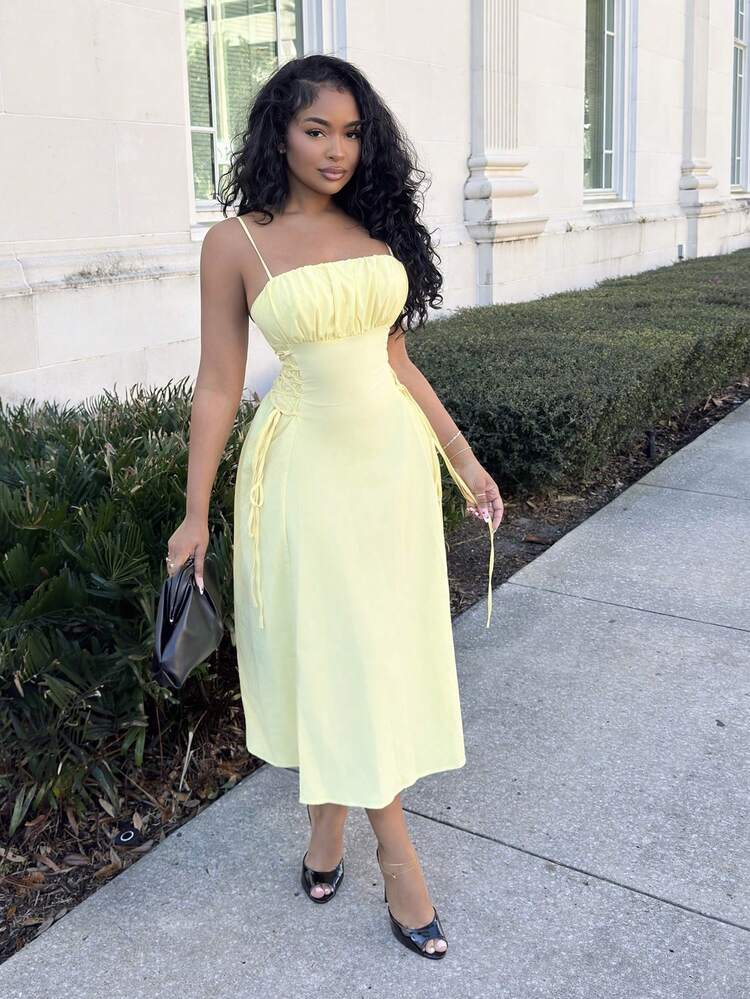 Spaghetti strap ruched waist dress in yellow
