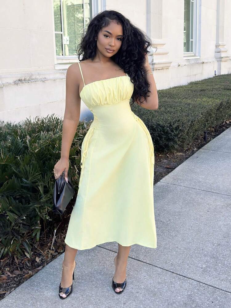 Spaghetti strap ruched waist dress in yellow