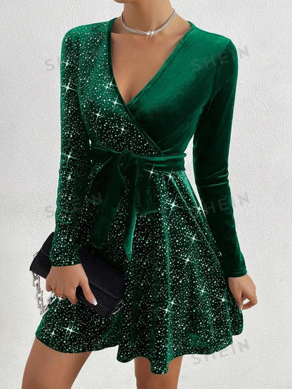 Surplice neck velvet dress in green without belt