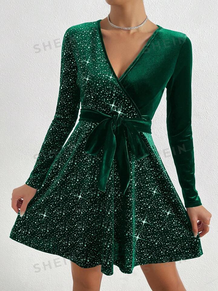 Surplice neck velvet dress in green without belt