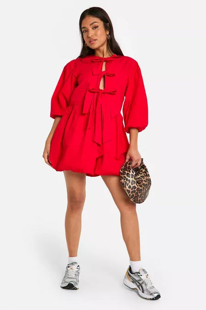 Tie front volume sleeve skater dress in red