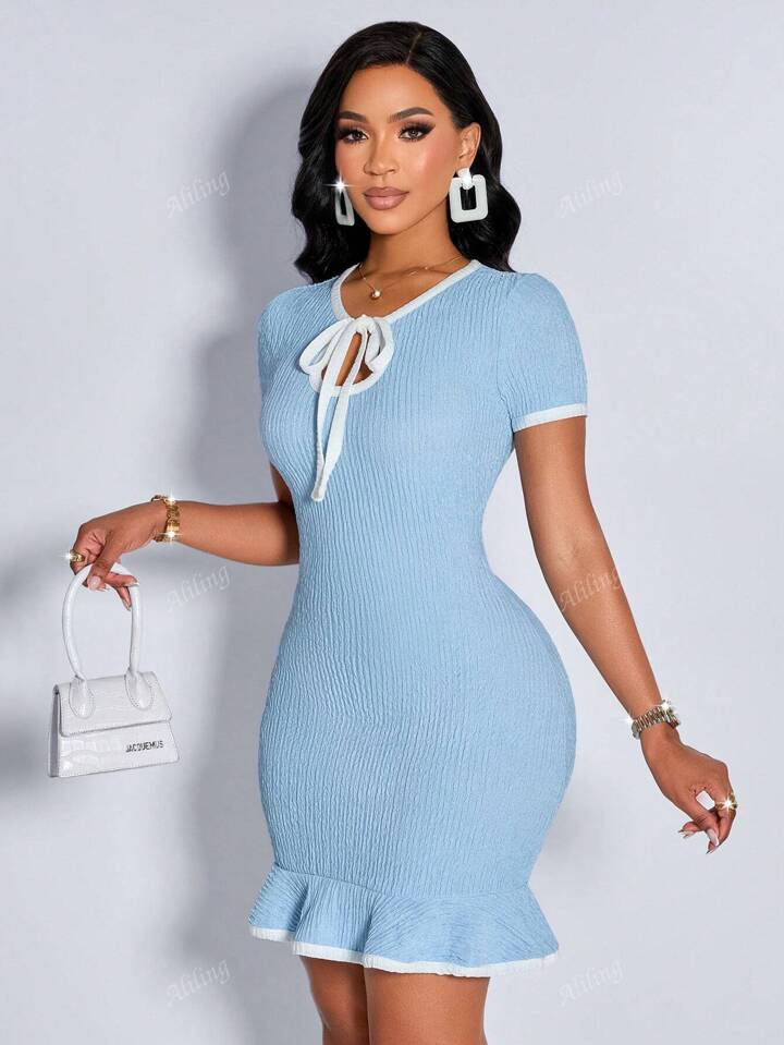 Tie neck ruffle hem mini in blue