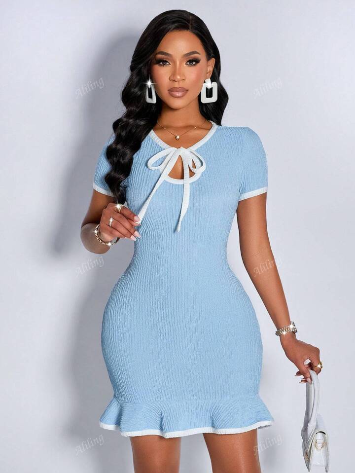 Tie neck ruffle hem mini in blue