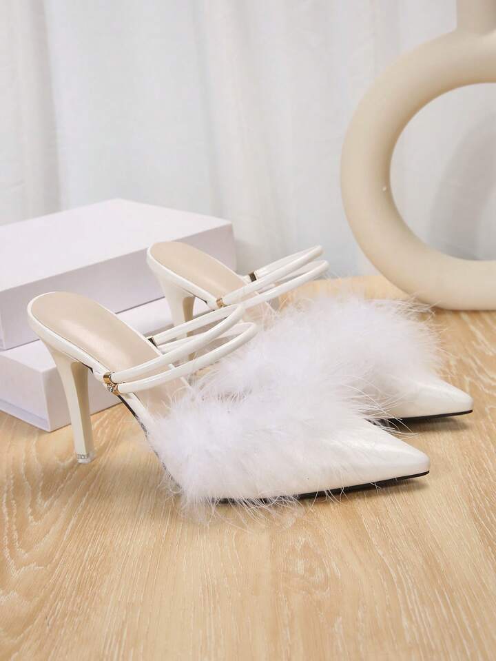 Toe furry high heel sandals in white