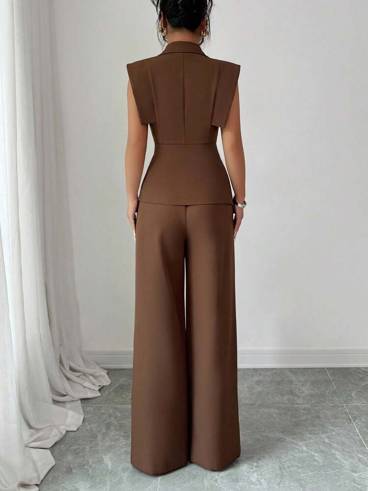Sleeveless blouse & ealstic waist long pants set in brown