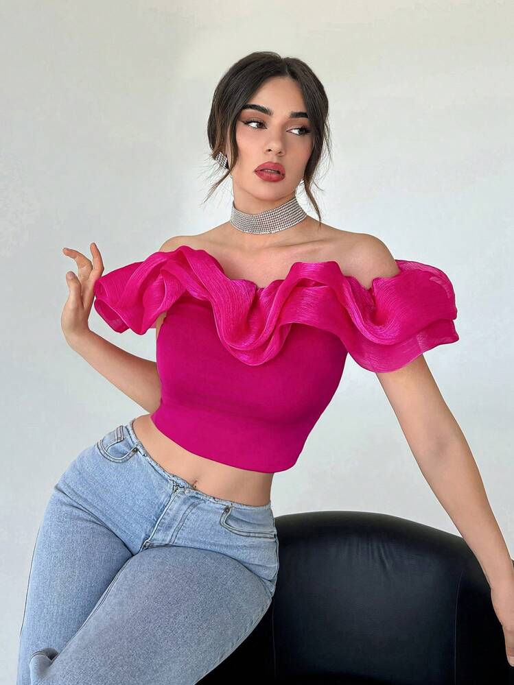 Off shoulder ruffle trim crop top in pink