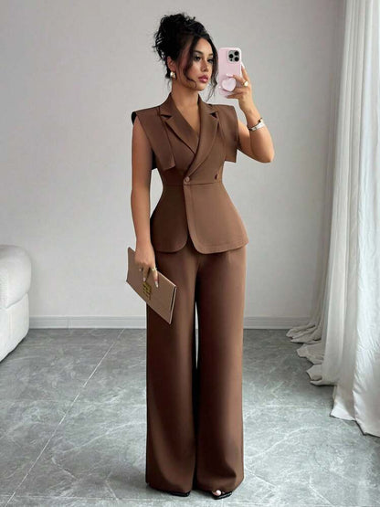 Sleeveless blouse & ealstic waist long pants set in brown